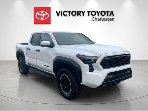 New 2026 Toyota Tacoma TRD Off-Road image 5