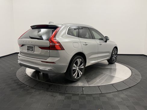Certified 2023 Volvo XC60 B5 Plus w/ Protection Package Premier image 7