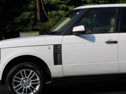 Used 2011 Land Rover Range Rover HSE AWD/4WD image 13