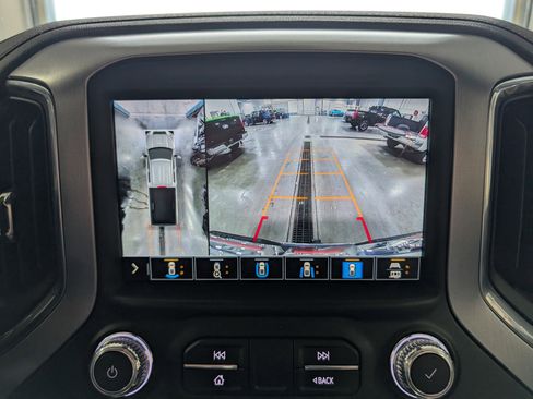 Used 2023 GMC Sierra 3500 SLT w/ SLT Preferred Package image 28