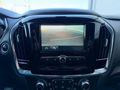 Used 2018 Chevrolet Traverse LS image 32