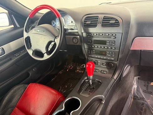 Used 2003 Ford Thunderbird RWD image 21