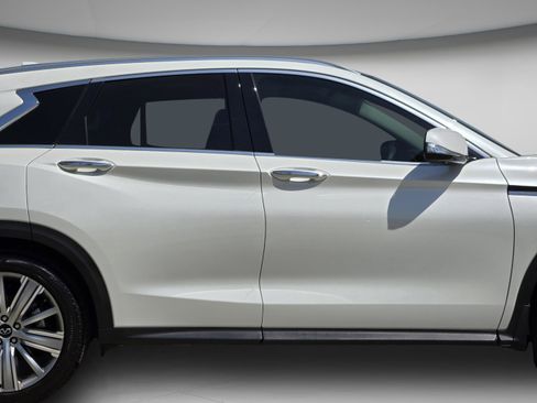 Used 2021 INFINITI QX50 Sensory image 30
