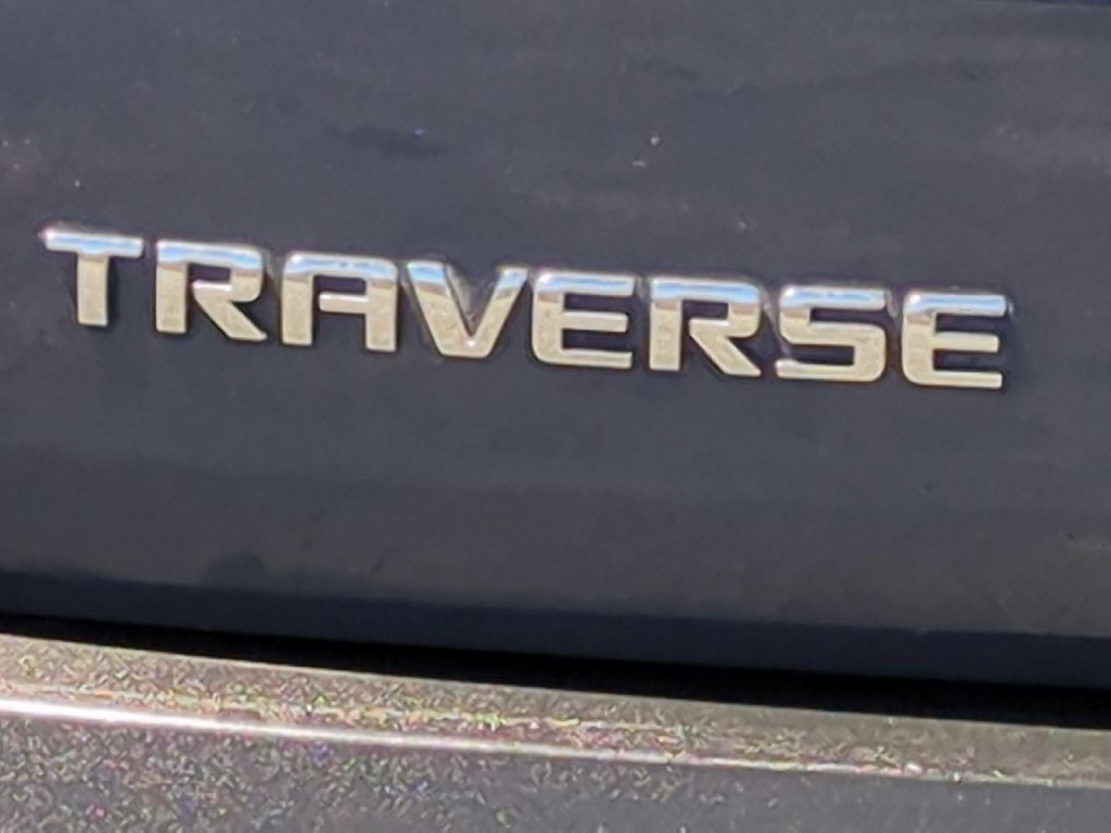 Used 2023 Chevrolet Traverse LT FWD image 10