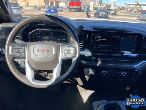 Certified 2024 GMC Sierra 1500 SLT image 17