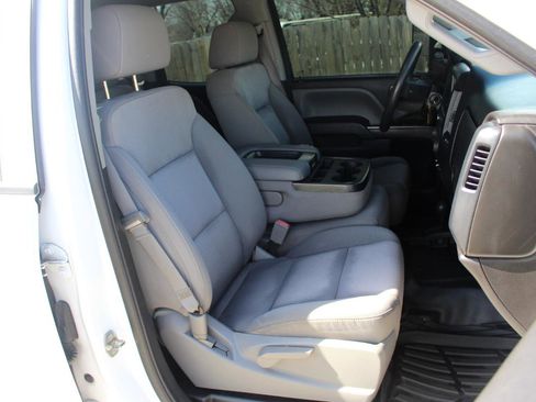 Used 2016 Chevrolet Silverado 2500 W/T image 34