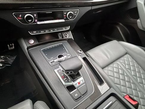 Used 2020 Audi SQ5 Prestige w/ Prestige Package image 14