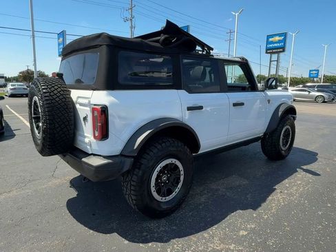 Used 2022 Ford Bronco Badlands AWD/4WD image 8