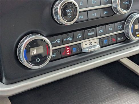 Used 2024 Ford Expedition Max Limited image 17