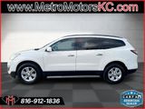 Used 2014 Chevrolet Traverse LT image 2