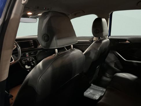 Used 2024 Volkswagen Jetta SE image 16