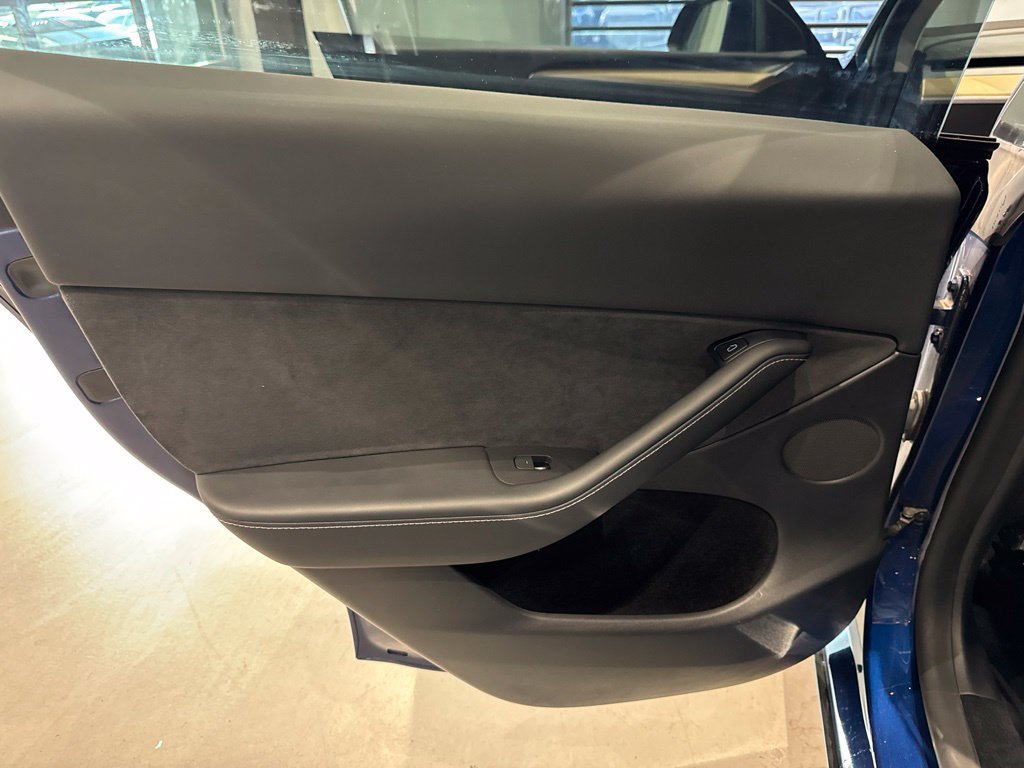 Used 2023 Tesla Model Y Long Range AWD/4WD image 16