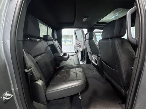 Used 2025 Chevrolet Silverado 1500 High Country w/ Technology Package AWD/4WD image 15