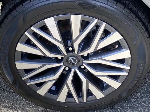 Used 2024 Nissan Altima 2.5 SV image 21