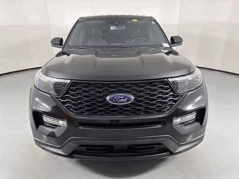 Used 2021 Ford Explorer ST image 3