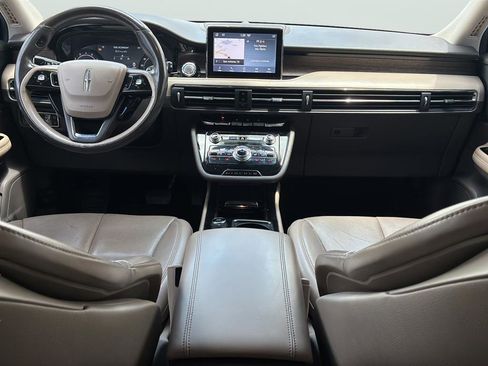 Used 2020 Lincoln Corsair Reserve w/ Appearance Package FWD image 18