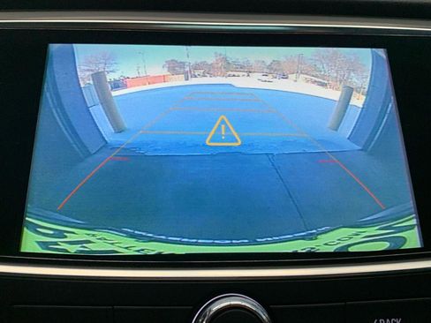 Used 2018 Buick LaCrosse Premium image 5