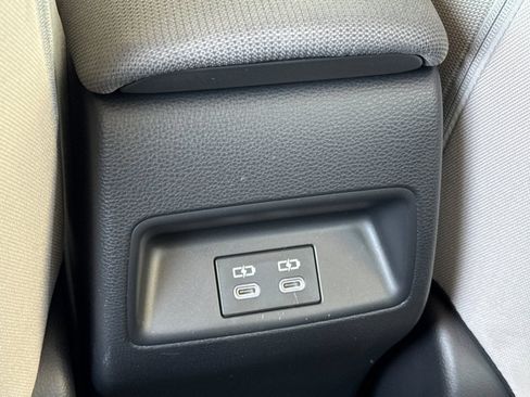 Certified 2023 Toyota Corolla LE w/ Carpet Mat Package (TMS) FWD image 17