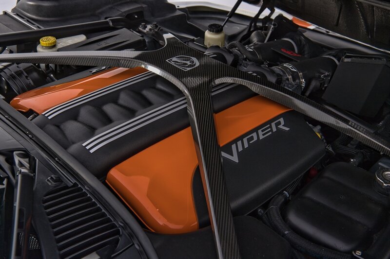 Used 2014 SRT Viper SRT-10 RWD image 48
