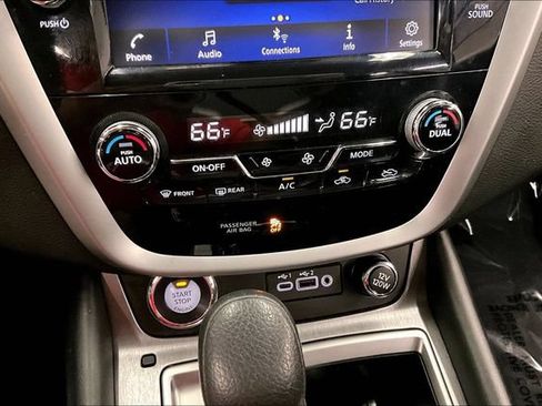 Used 2021 Nissan Murano S FWD image 29