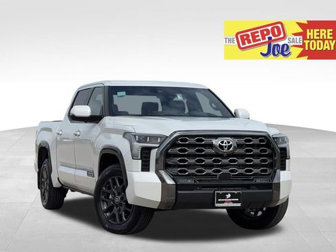 Used 2026 Toyota Tundra Platinum AWD/4WD image 1