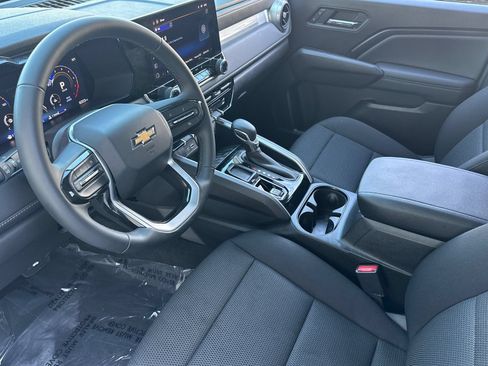 Used 2026 Chevrolet Colorado LT RWD image 11