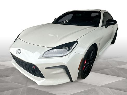 Used 2025 Toyota GR86 Premium w/ Performance Package RWD image 1
