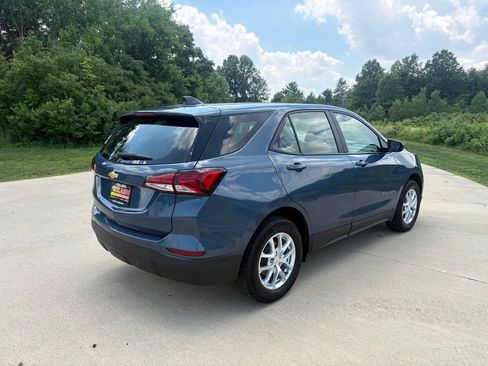 Used 2024 Chevrolet Equinox LS w/ LPO, Floor Liner Package FWD image 9