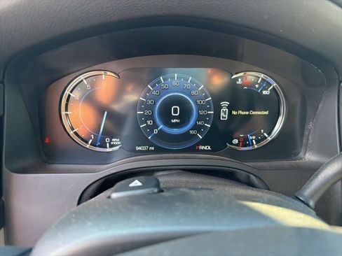 Used 2020 Cadillac Escalade Luxury AWD/4WD image 21