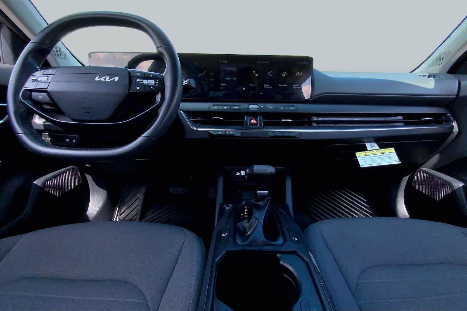 Used 2025 Kia K4 EX FWD image 15