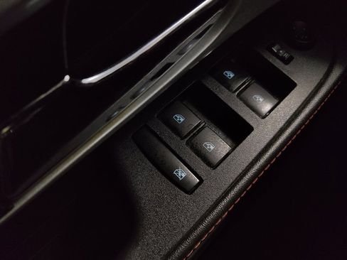 Used 2015 Chevrolet Equinox LT image 27