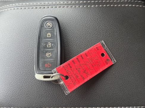 Used 2013 Ford Escape Titanium w/ Parking Technology Pkg AWD/4WD image 23
