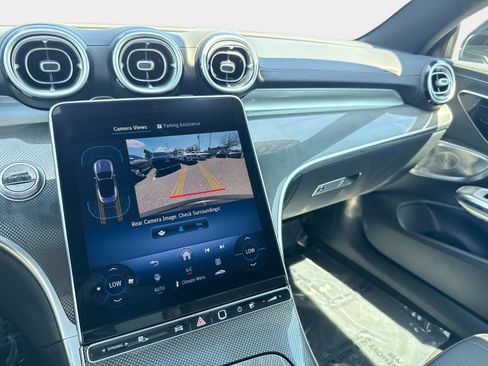 Certified 2024 Mercedes-Benz CLE 300 4MATIC Cabriolet image 28