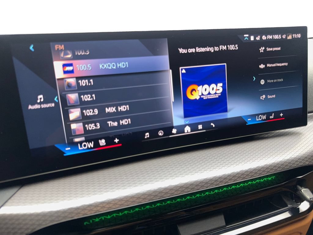Used 2025 BMW i4 eDrive40 w/ Premium Package RWD image 66