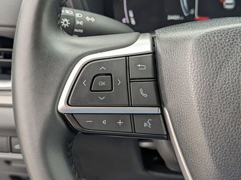 Used 2025 Toyota Grand Highlander XLE image 22