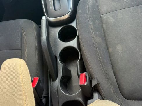 Used 2018 Chevrolet Trax LS image 15