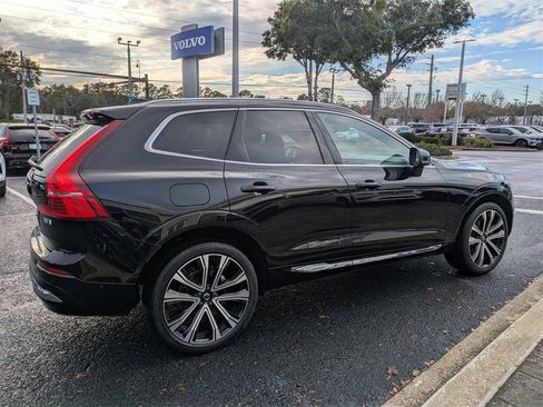 Certified 2023 Volvo XC60 B5 Ultimate w/ Climate Package image 6
