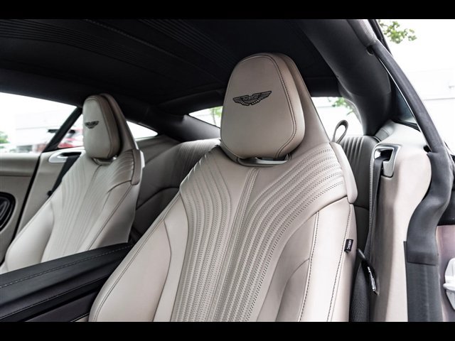 Used 2023 Aston Martin DB11 Coupe RWD image 12