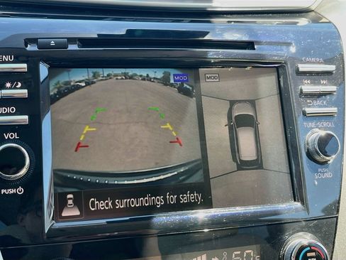 Used 2024 Nissan Murano SL FWD image 14