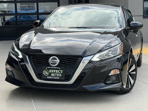 Used 2020 Nissan Altima 2.5 SV FWD image 3