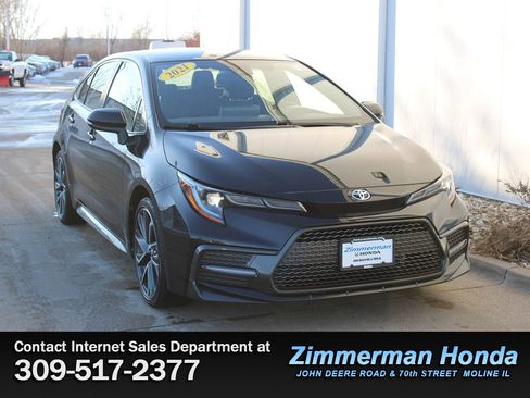 Used 2021 Toyota Corolla SE image 3