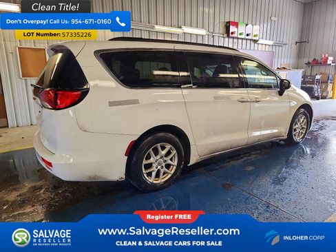 Used 2020 Chrysler Voyager Lxi FWD image 4