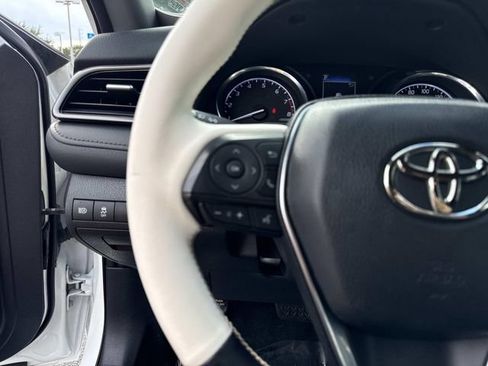 Used 2020 Toyota Camry LE FWD image 30