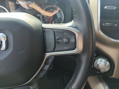 Used 2022 RAM 1500 Laramie AWD/4WD image 22