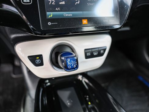 Certified 2019 Toyota Prius Prime Advanced image 12