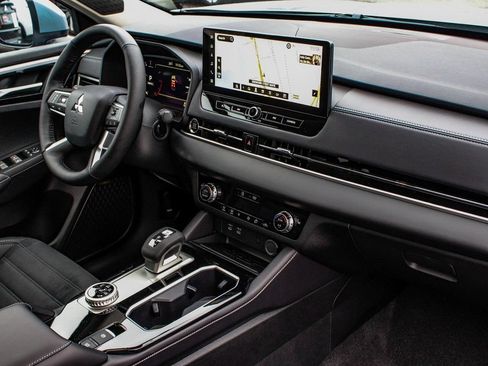 New 2026 Mitsubishi Outlander SE AWD/4WD image 43