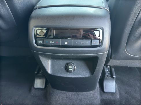 Used 2025 Hyundai Palisade SEL AWD/4WD image 29