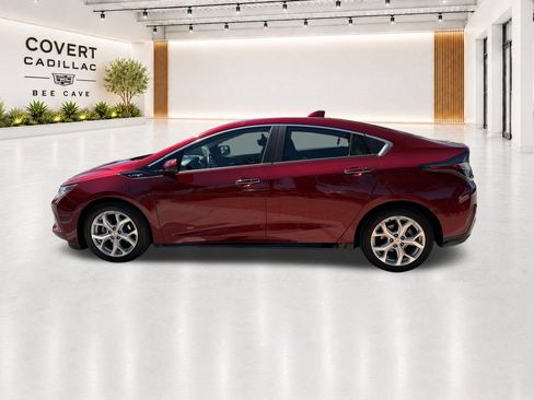 Used 2017 Chevrolet Volt Premier w/ Driver Confidence II Package FWD image 6