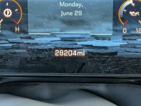 Used 2025 Chevrolet Tahoe RST RWD image 32