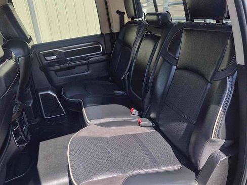 Used 2022 RAM 3500 Laramie AWD/4WD image 17